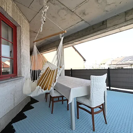 Ofoo Apartment *